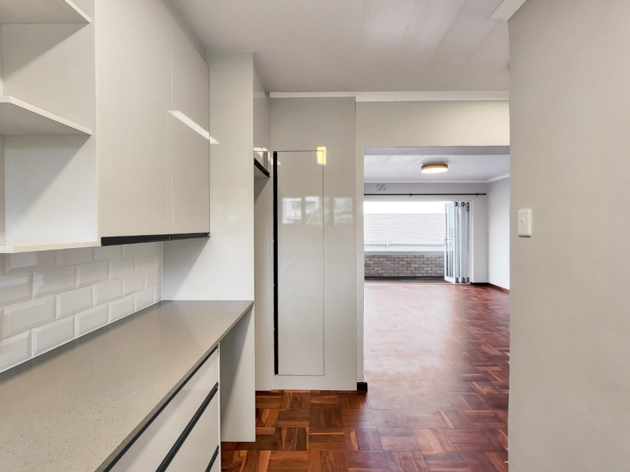 To Let 1 Bedroom Property for Rent in Tamboerskloof Western Cape